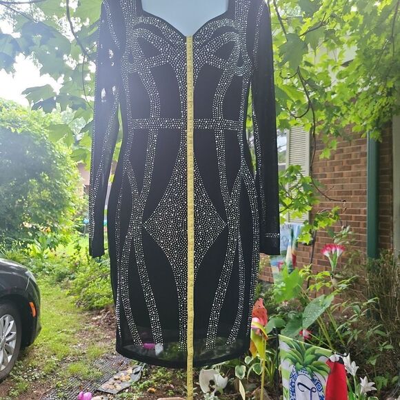 nwot Black with shiny crystals and mesh sleeves with adorned crystals, - Picture 10 of 14